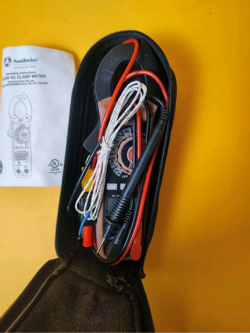 Southwire 21010N AC Clamp Meter Digital Multimeter Case Leads Temp Probe Manual